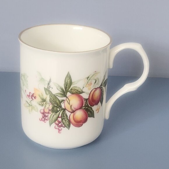 Sadler Wellington Fruit Design China Mug - Picture 1 of 4